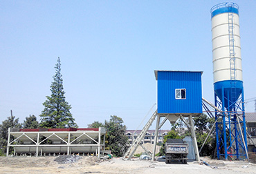 三輪/五輪混凝土攪拌車(chē)(圖4) 上海50混凝土攪拌站